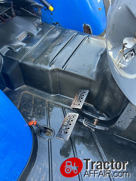 NEW HOLLAND TD4020F 65 CV 4X4 TRATTORE FRUTTETO INVERSORE -PHOTO-2025-03-11-16-45-01 4.jpg